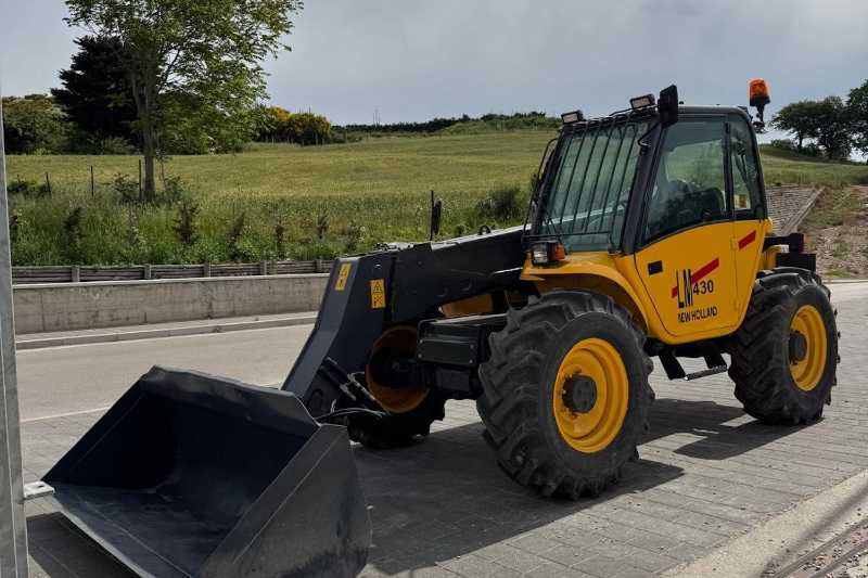 OmecoHub - Immagine NEW HOLLAND LM430
